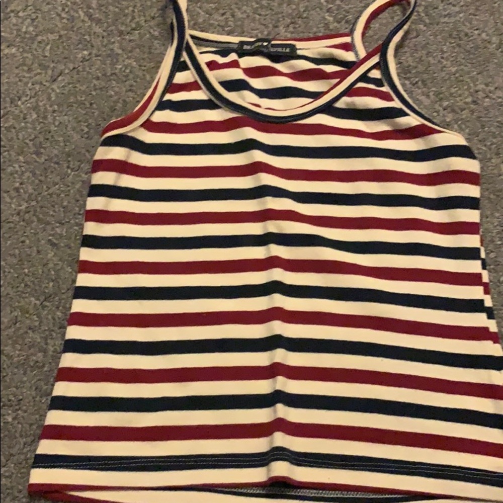 Small crop top